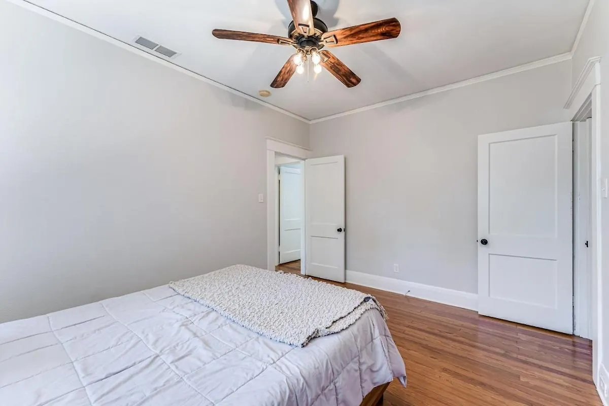 Holiday home Luxury Bayshore Beauty Sleeps 8, Location, Charm Tampa
